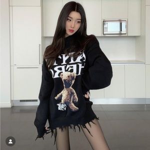 ANTIHERO oversized sweater